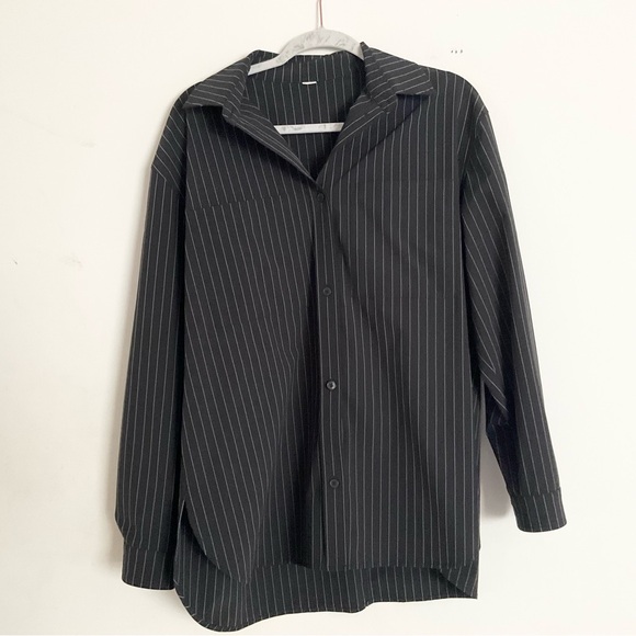 Alo Yoga Pinstripe Daylight Button Down Long Sleeve Black/Titanium M - Picture 6 of 14